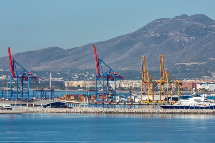 Vue du port de Malaga en juin 2020