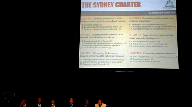 Tribune d'adoption de la Charte de Sydney