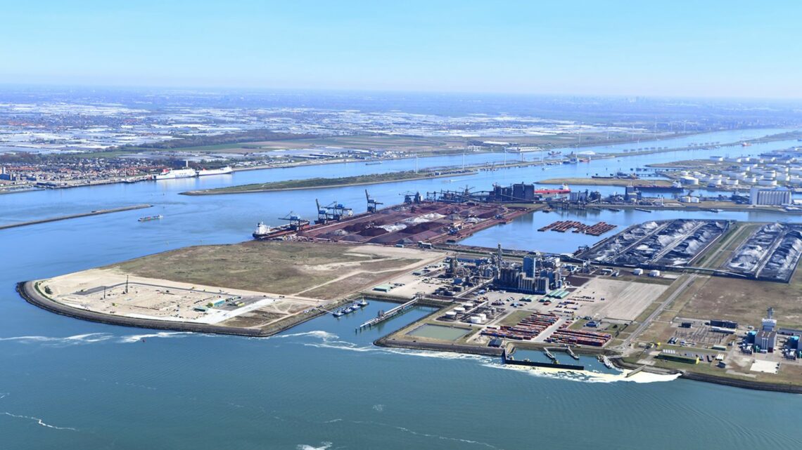 Emplacement du port Kop van de Beer, Europoort. Danny Cornelissen. Fourni par le port de Rotterdam.