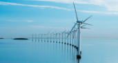 Turbinas eólicas marinas: combinar la biodiversidad marina y la energía renovable.