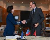 Edouard Philippe, president of the AIVP, seeks to improve relations with Vietnamese port cities