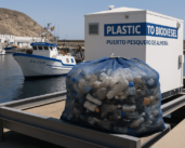 El puerto pesquero de Almería transforma el plástico en biodiésel