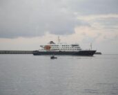 El puerto de Tenerife gestiona desembarque con coordinación sanitaria internacional 